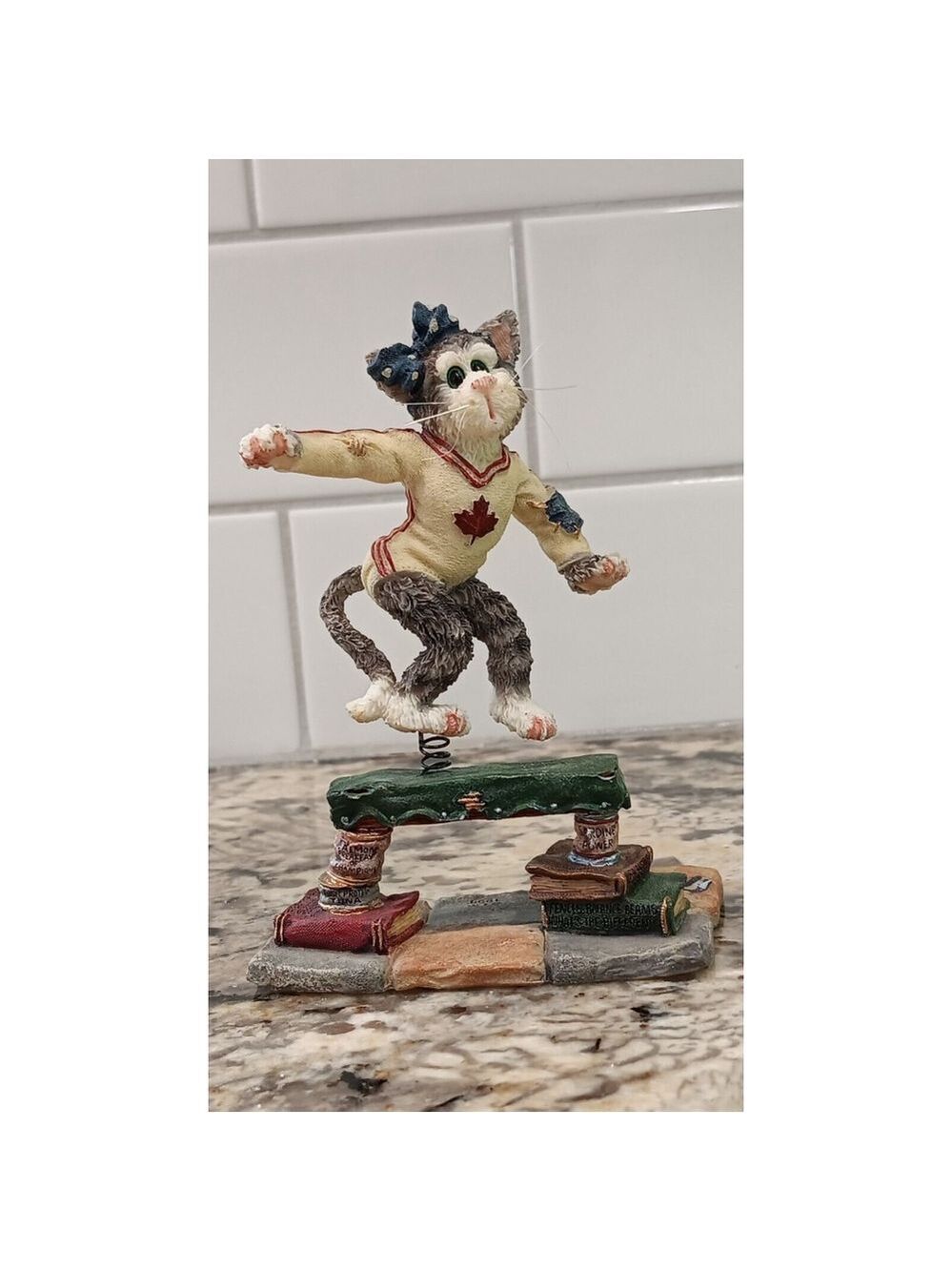 1999 Boyds Bears Friends Nadia Surefoot Practice Makes Purrfect #371055PO